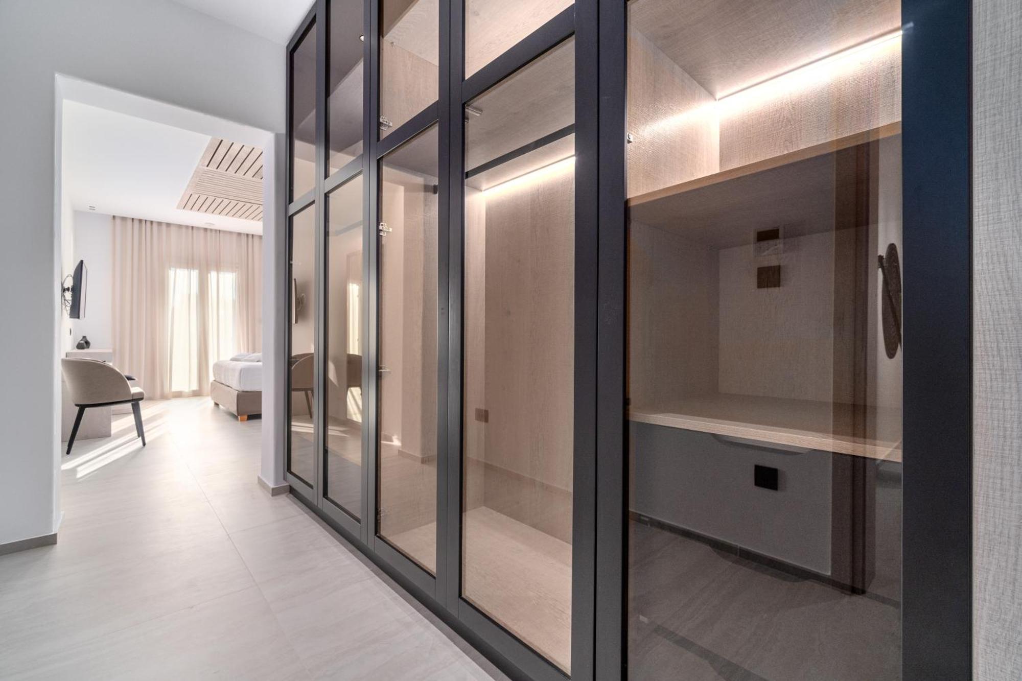 Le Ciel Suites & Villas Mykonos Town エクステリア 写真
