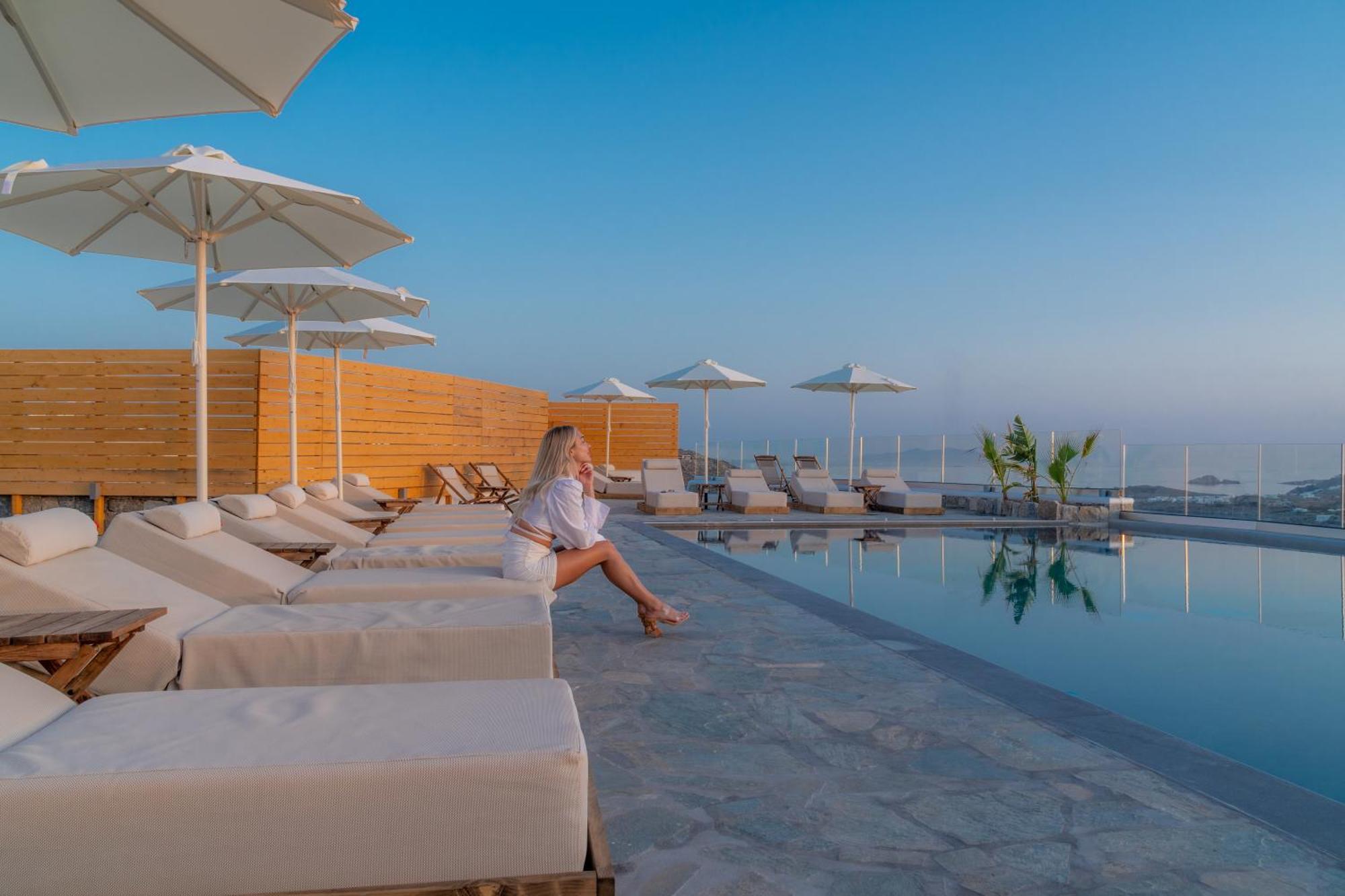 Le Ciel Suites & Villas Mykonos Town エクステリア 写真